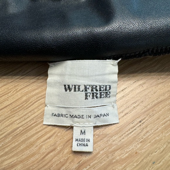 WILDFRED FREE black vegan leather Daria Pant. Size: M. - Picture 4 of 4